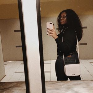 Meet your Posher, Shanea